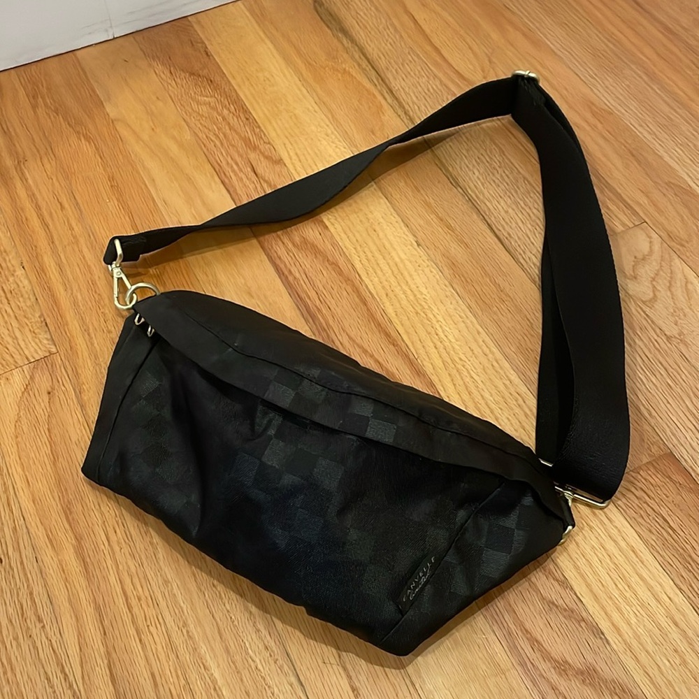 Canvelle, Fanny pack, black on black checker